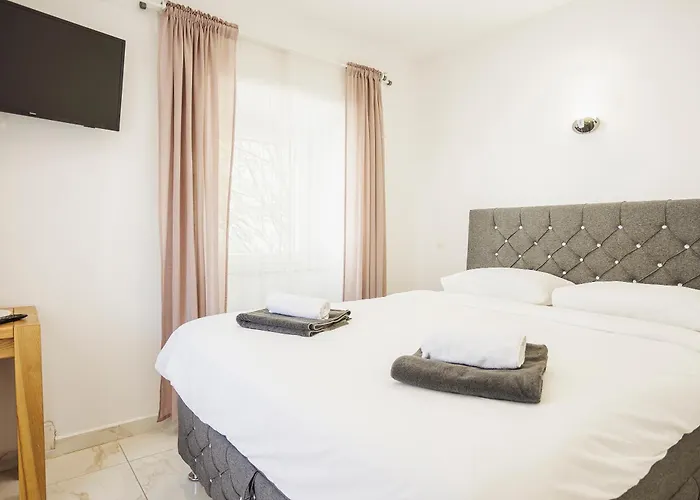 Siska Готель 3*