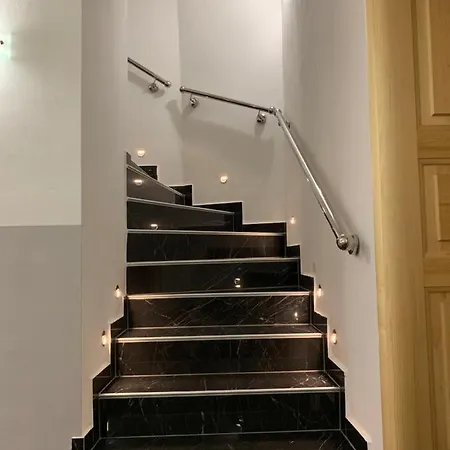 Siska Готель