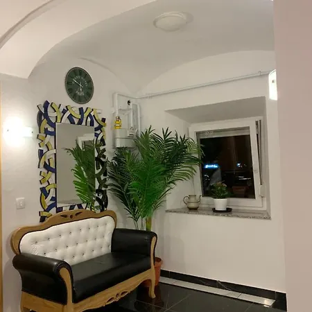 Siska Готель 3*