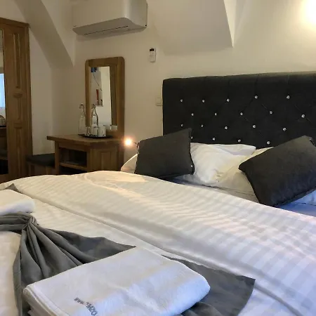 Hotel Siska 3*